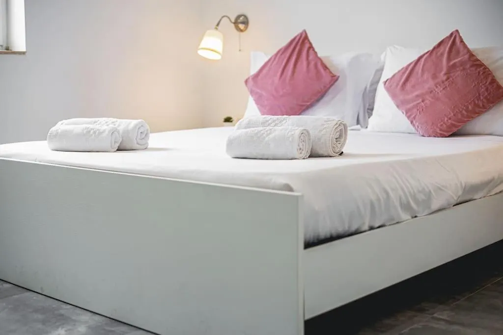 Birzebbuga -Two Bed Penthouse Apartment