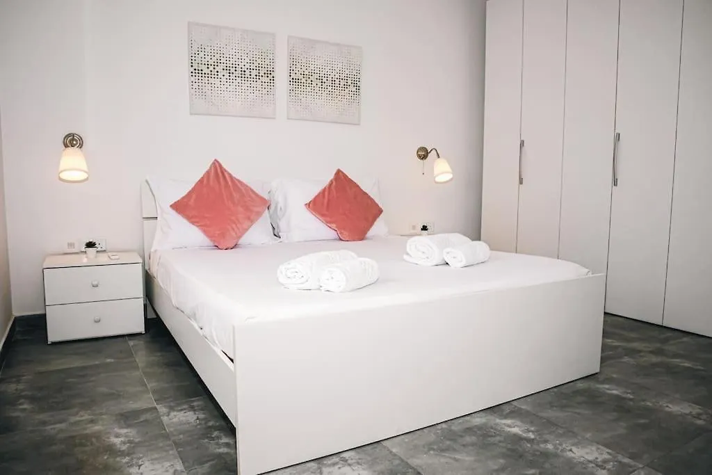 Birzebbuga -Two Bed Penthouse Apartment